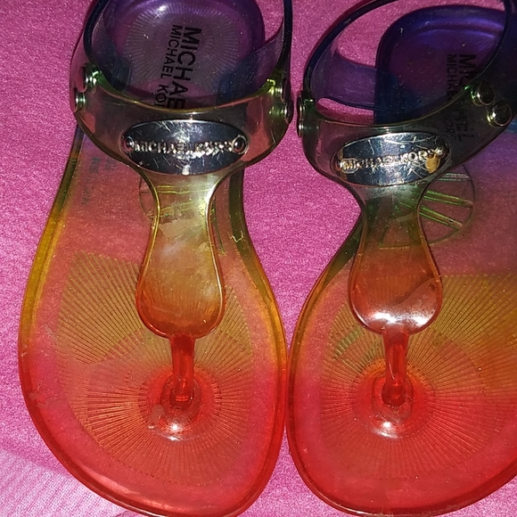 Bundle of Toddler Girl Size(8 and 9) SHOES(6) pairs - Picture 7 of 7